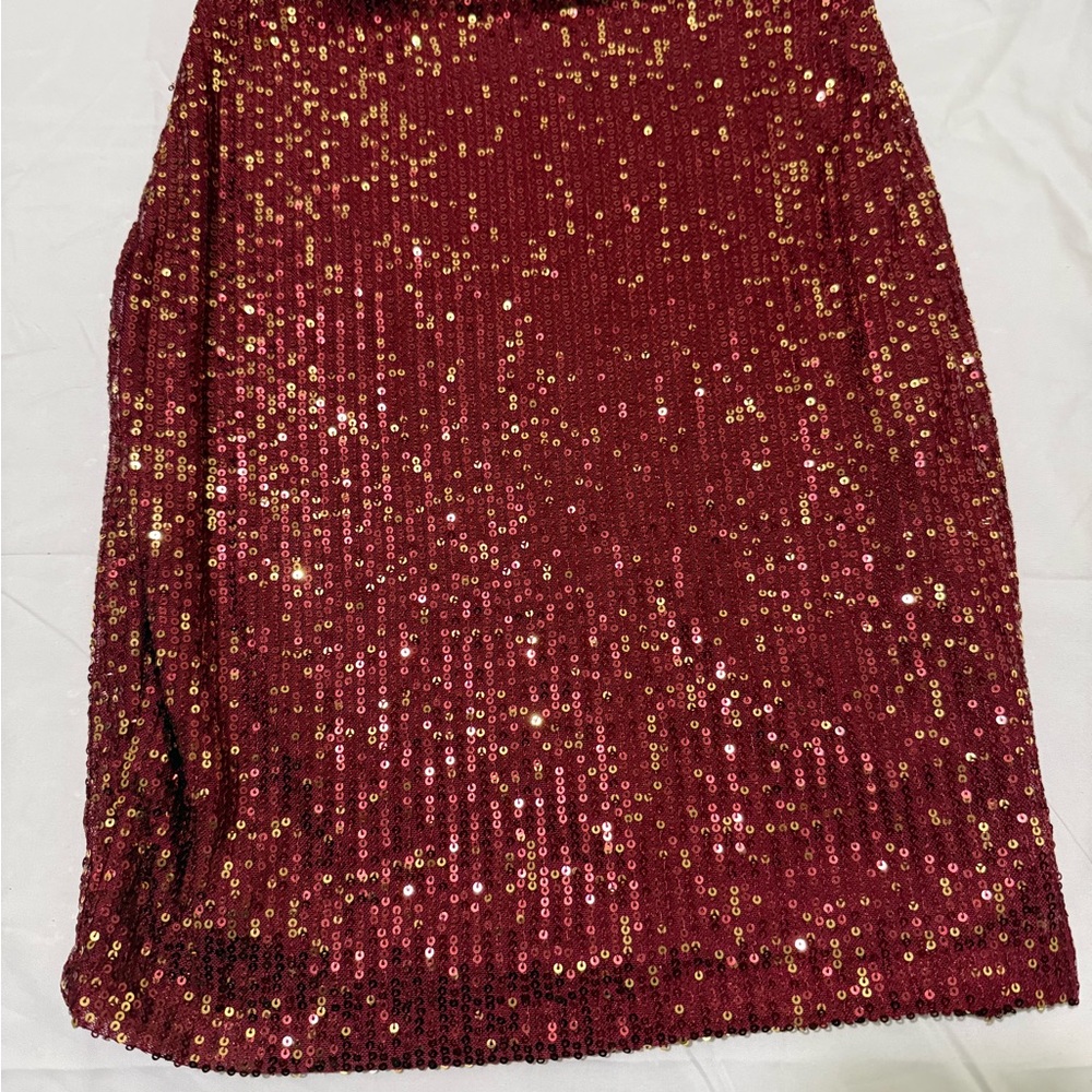 Elegant Burgundy Sequin Pencil Skirt